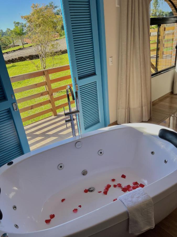 Pousada Di Venezia - Hotel Fazenda โนวาเวเนซา ภายนอก รูปภาพ