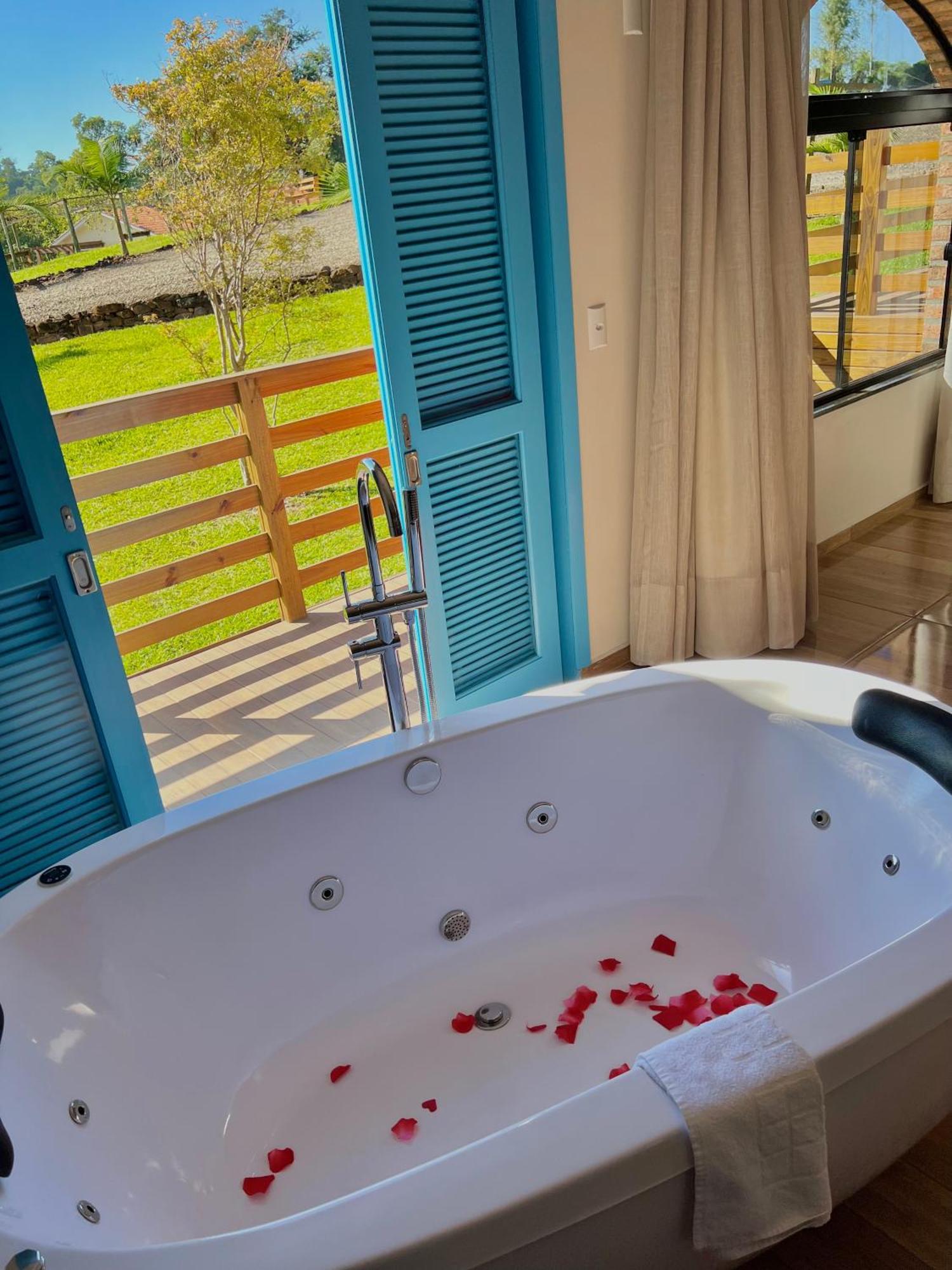 Pousada Di Venezia - Hotel Fazenda โนวาเวเนซา ภายนอก รูปภาพ